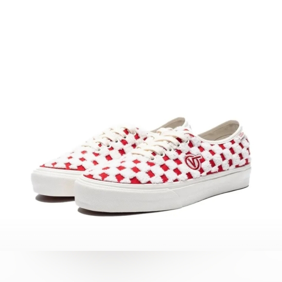 Vault by Vans Authentic One Piece Lx *NWT* - Picture 1 of 9